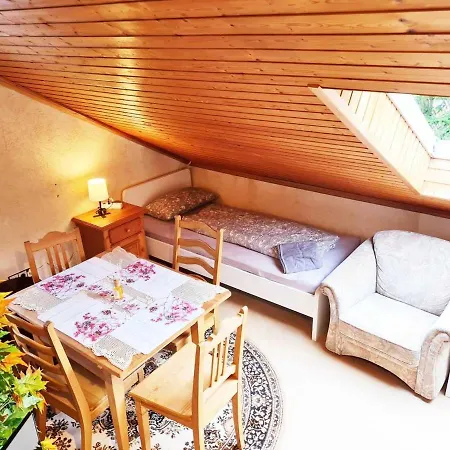 Апартаменты Calm Located Penthouse In Langenloh