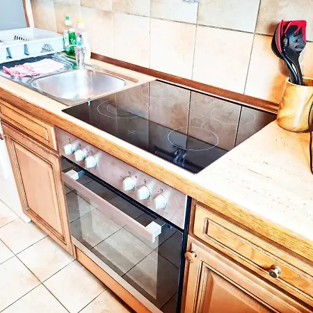 Апартаменты Calm Located Penthouse In Langenloh *
